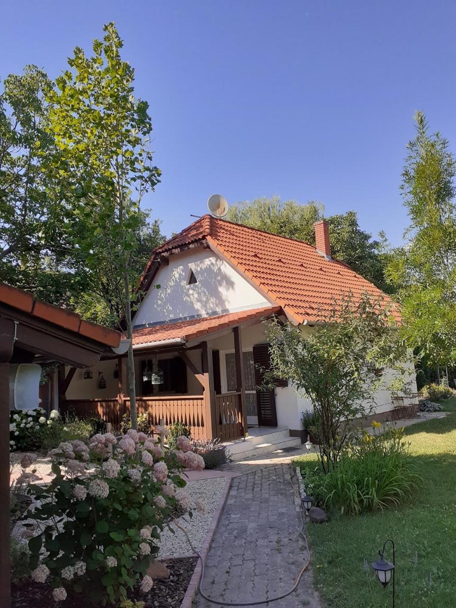Ferienwohnung Siraly Haz Révfülöp Zimmer foto